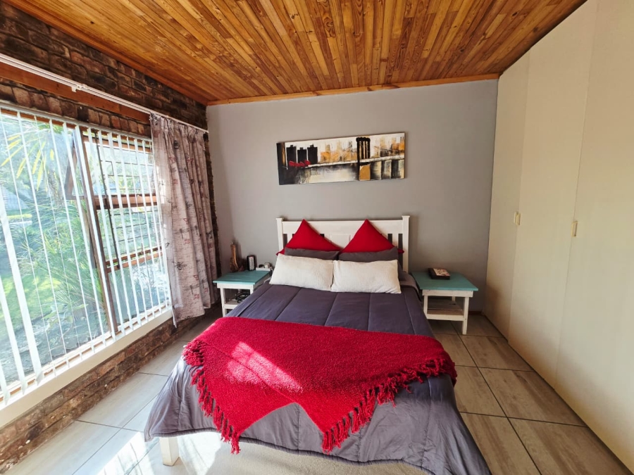 4 Bedroom Property for Sale in Blanco Western Cape